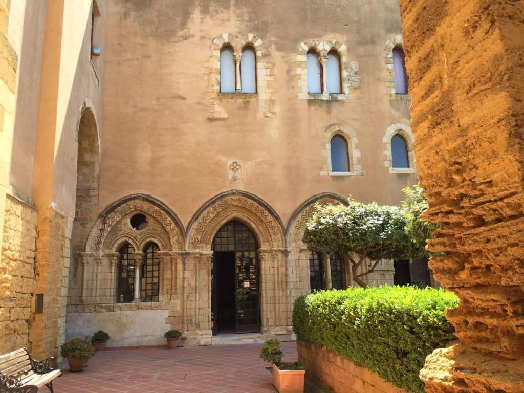 Chiostro del Monastero di Santo Spirito ad Agrigento